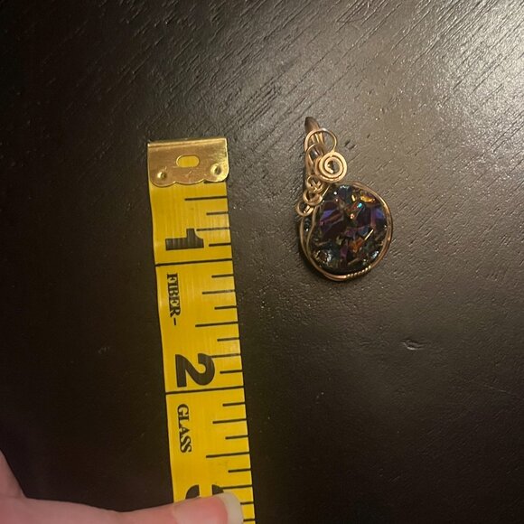 Gold Tone Wire Wrapped Pendant with Purple Geode Like Stone - Picture 3 of 3